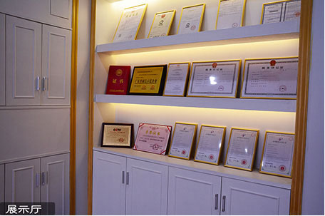 abpay����Ǯ���������ߵ��²�Ʒ֤��չʾ��