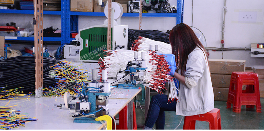 �����ӹ��ֳ�ʵ��