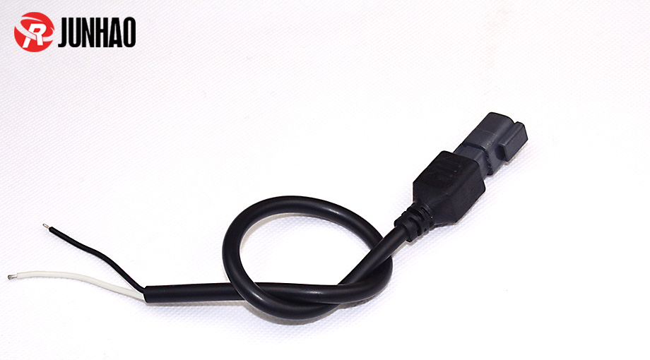 2о�͸������������߲�Ʒͼ